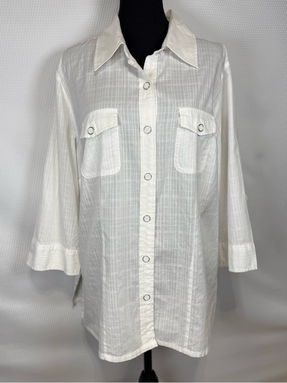 Karen Scott Woman 1X White Button-Front Blouse 3/4 Roll Tab Sleeves
